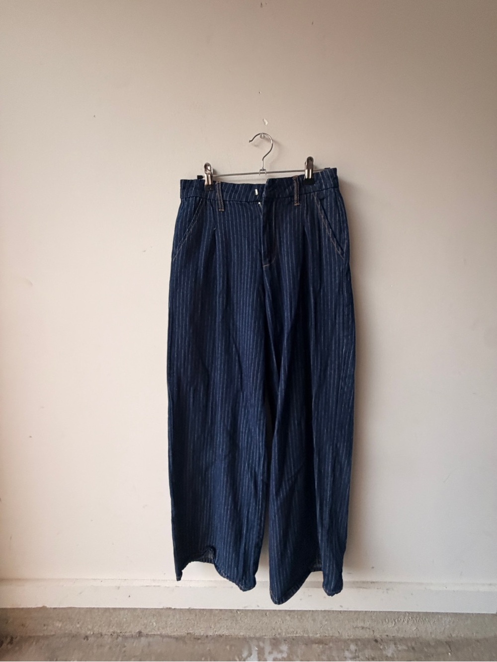 Forever 21 Women’s Navy Pinstripe Wide-Leg Trousers